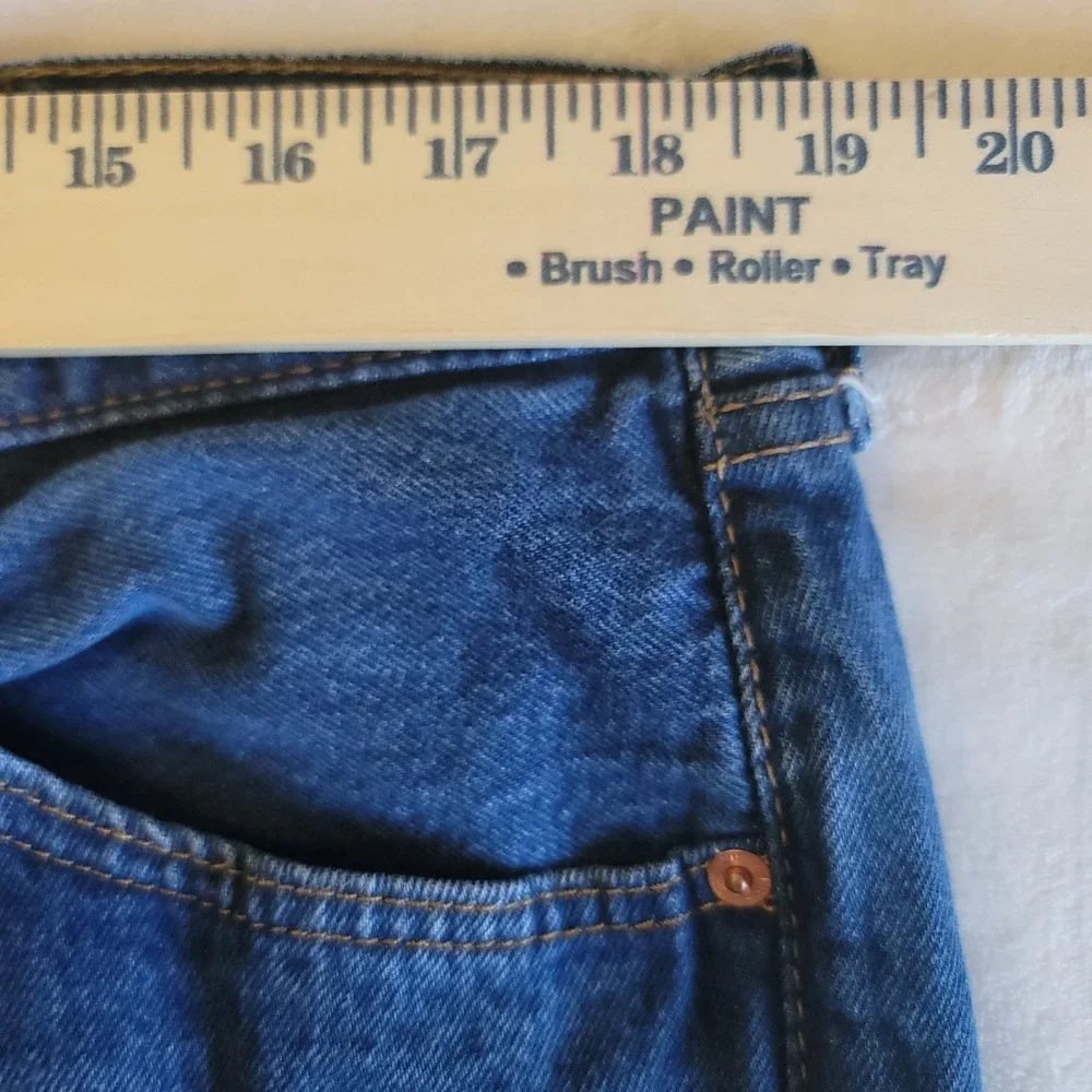 Levi's 501 Original Fit Jeans Mens 42x30 Blue Straight Leg Button Fly 00501-0000